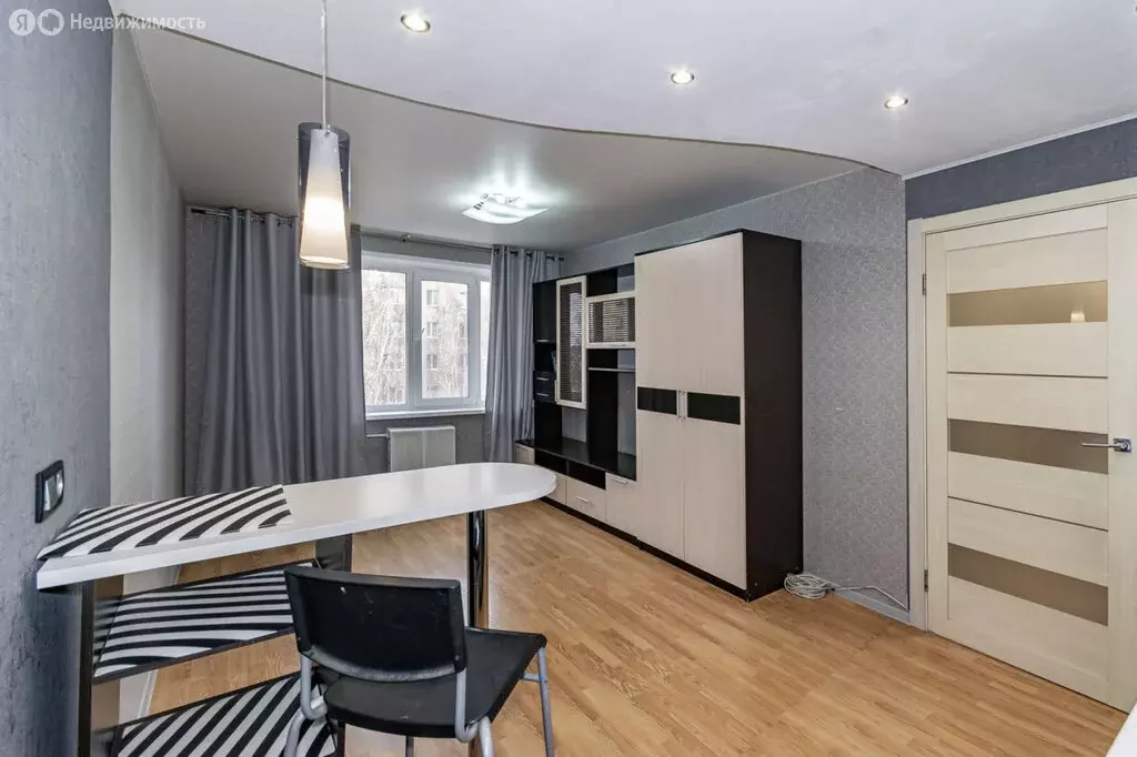 1-комнатная квартира: Екатеринбург, жилой район Вторчермет, ... - Фото 1