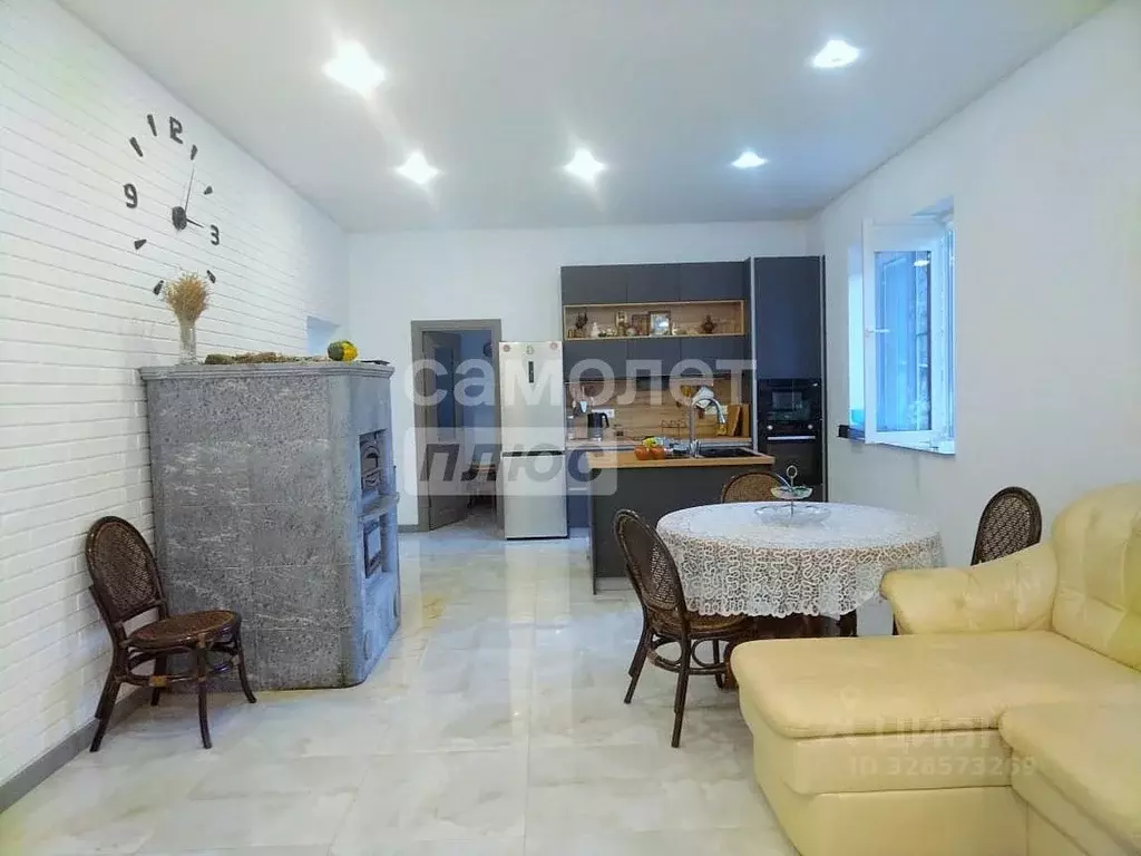 Дом в Краснодарский край, Горячий Ключ муниципальный округ, пос. ... - Фото 1