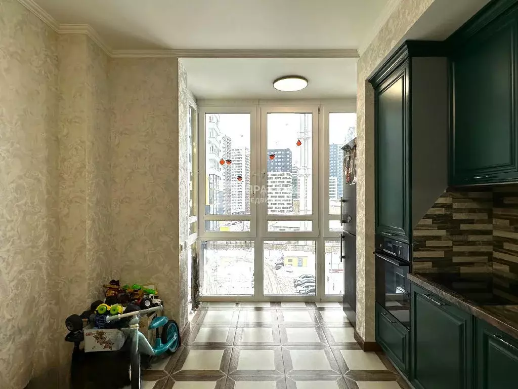 Продается 3-комнатная квартира - Фото 2