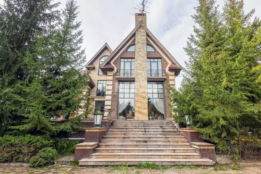 Коттедж в Московская область, Красногорск городской округ, д. Глухово ... - Фото 1