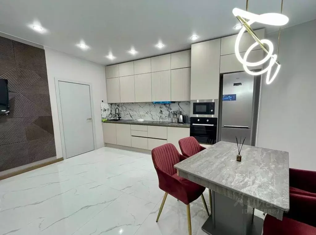 3-к кв. Татарстан, Казань Танковая ул., 2 (82.0 м) - Фото 2