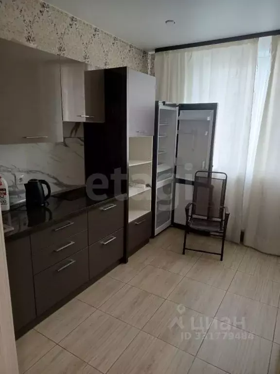 2-к кв. Тюменская область, Тюмень ул. Фармана Салманова, 6 (49.9 м) - Фото 1