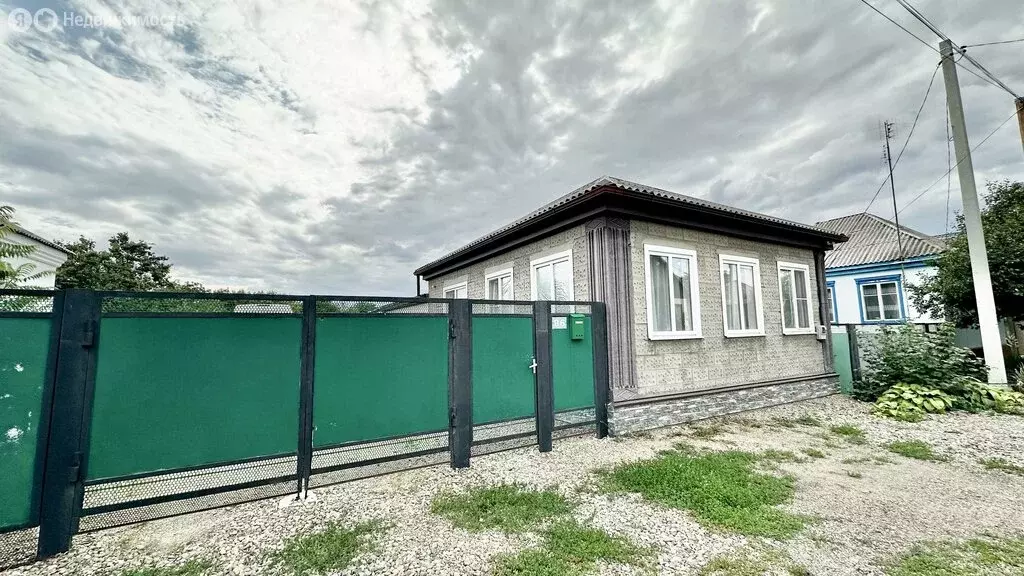 Дом в Курганинск, улица Чернышевского (70 м) - Фото 0