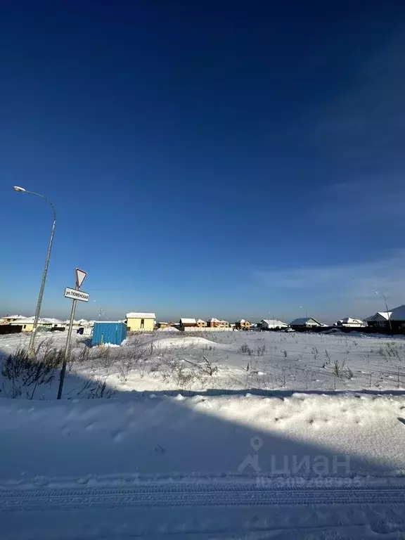 Участок в Тюменская область, Тюменский район, с. Кулаково ул. Светлая ... - Фото 0