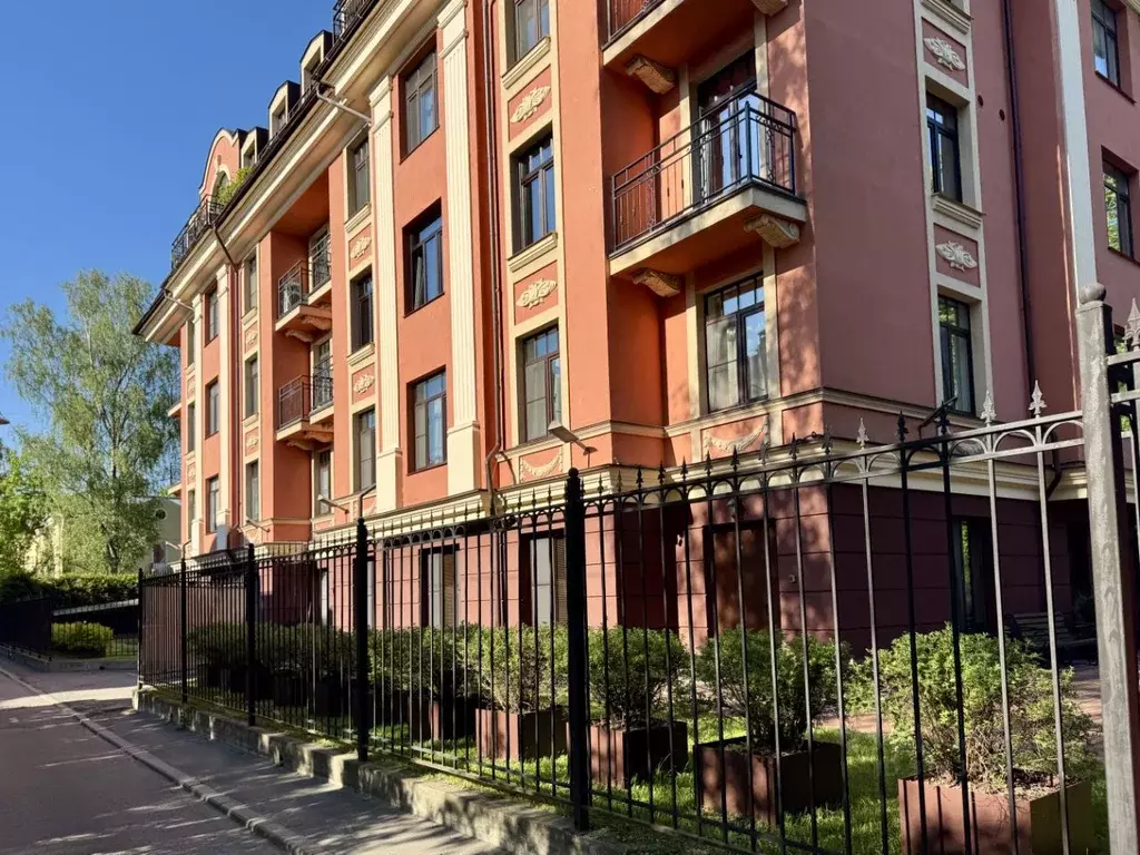 Гараж в Санкт-Петербург Дибуновская ул., 30 (17 м) - Фото 2