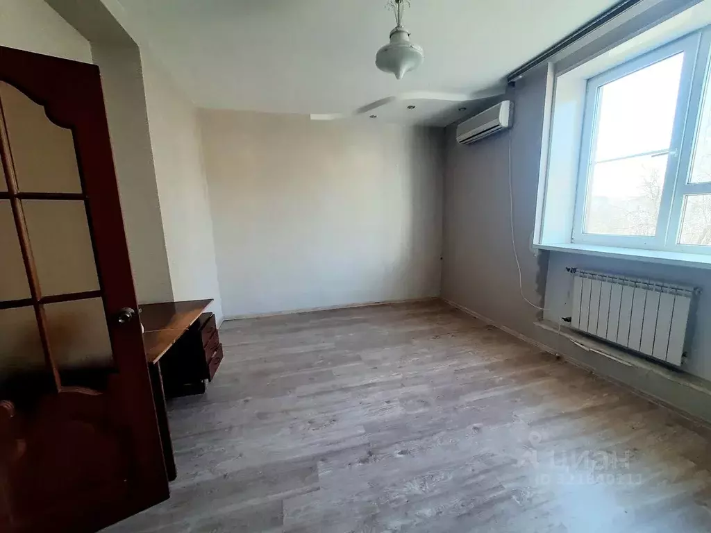 2-к кв. Волгоградская область, Волгоград ул. Бахтурова, 9 (50.2 м) - Фото 0