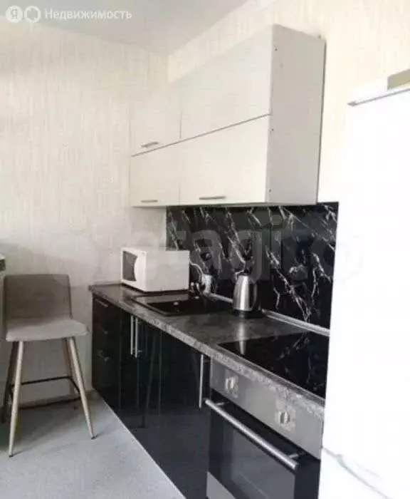 Квартира-студия: Челябинск, улица Генерала Мартынова, 2 (27 м) - Фото 2