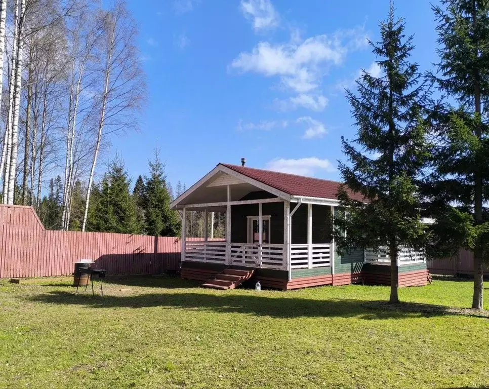 Дом в Ленинградская область, Выборгский район, Рощинское городское ... - Фото 0