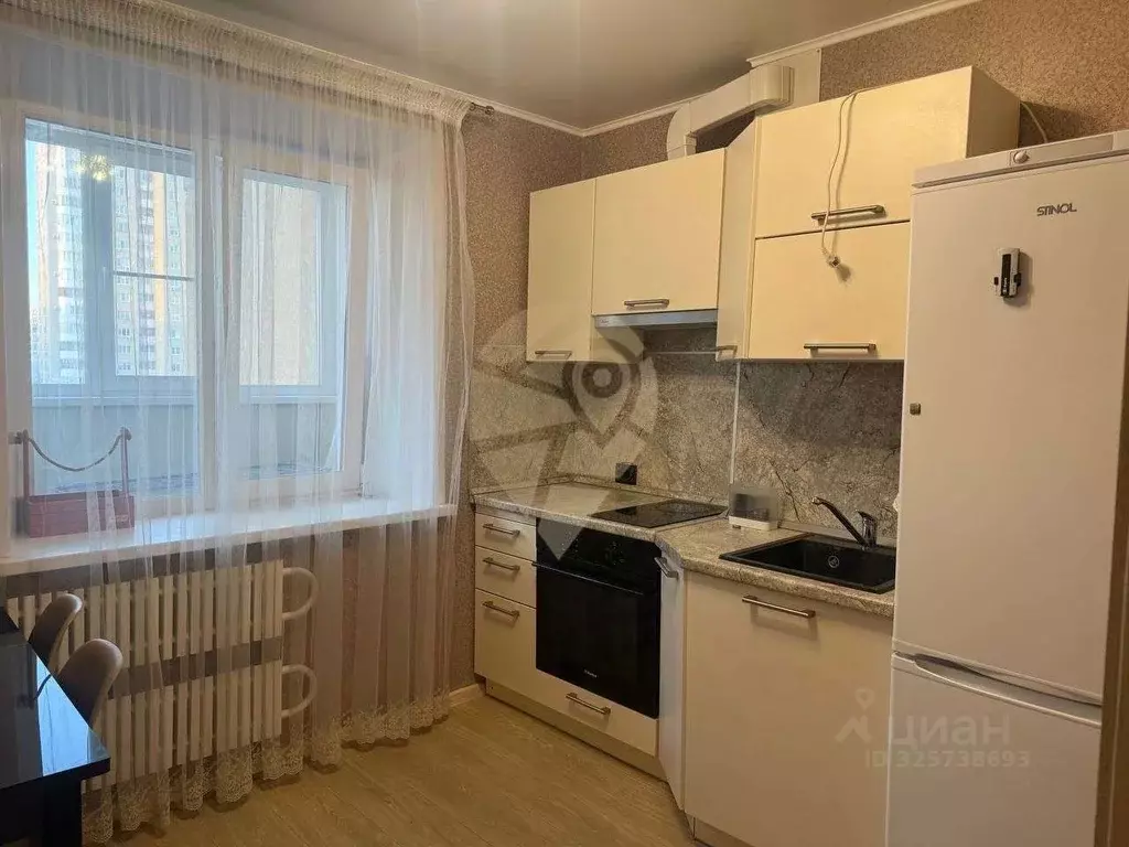 1-к кв. Белгородская область, Старый Оскол Восточный мкр, 45 (37.0 м) - Фото 1