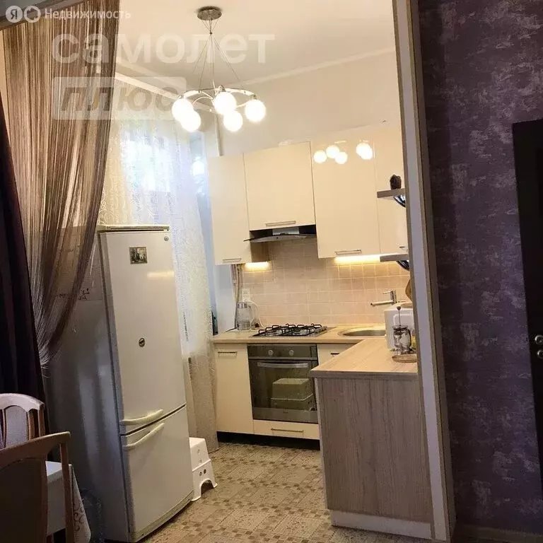 2-комнатная квартира: Астрахань, Адмиралтейская улица, 22 (46.6 м) - Фото 1