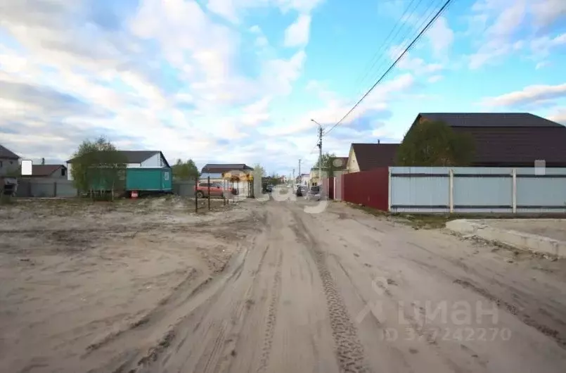 Участок в Ямало-Ненецкий АО, Новый Уренгой Лира ДНТ,  (6.0 сот.) - Фото 1