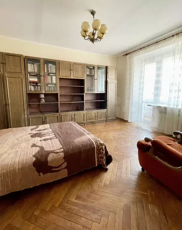3-к. квартира, 95 м, 5/9 эт. - Фото 1