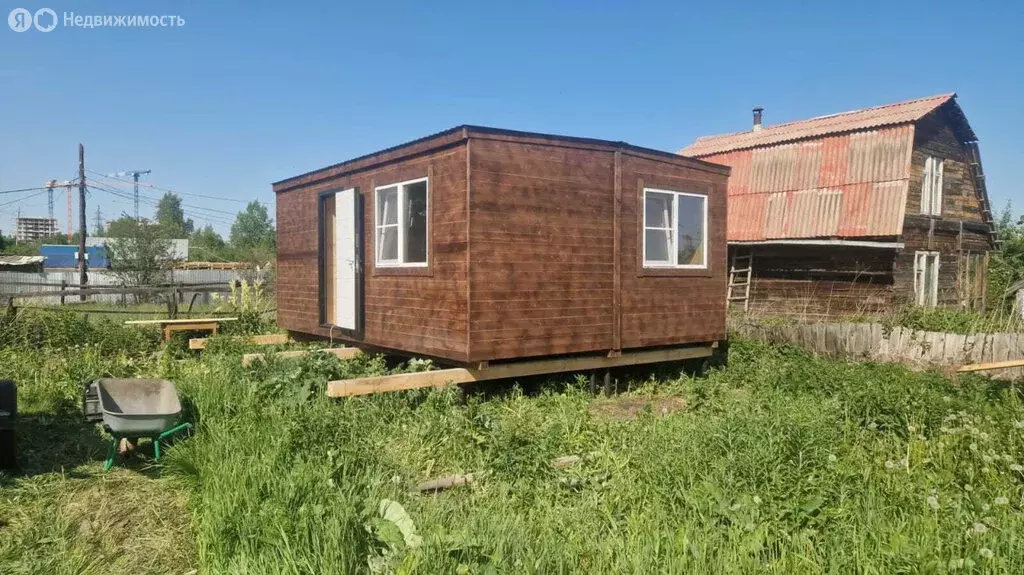 Дом в Екатеринбург, жилой район Центральный (28 м) - Фото 0
