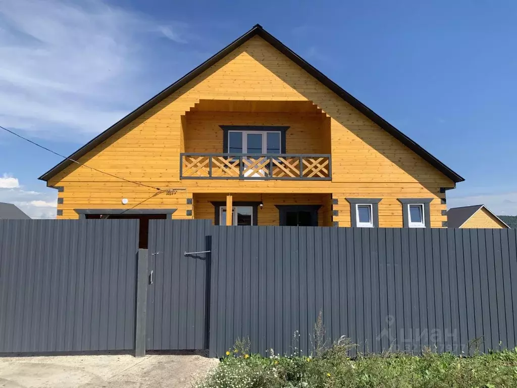 Дом в Иркутская область, Иркутский муниципальный округ, д. Куда  (170 ... - Фото 1