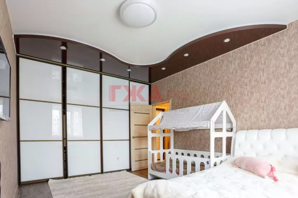 3-к кв. Саха (Якутия), Нерюнгри просп. Ленина, 16/2 (69.6 м) - Фото 0