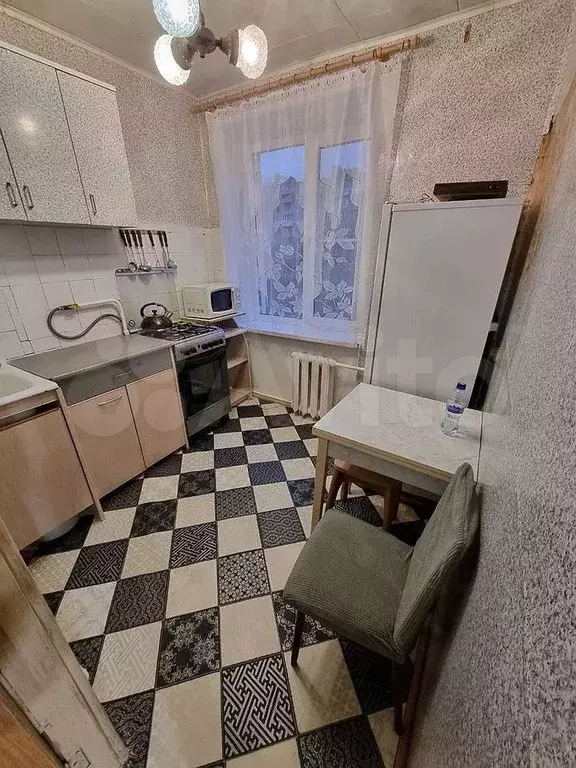 1-к. квартира, 30 м, 5/5 эт. - Фото 0