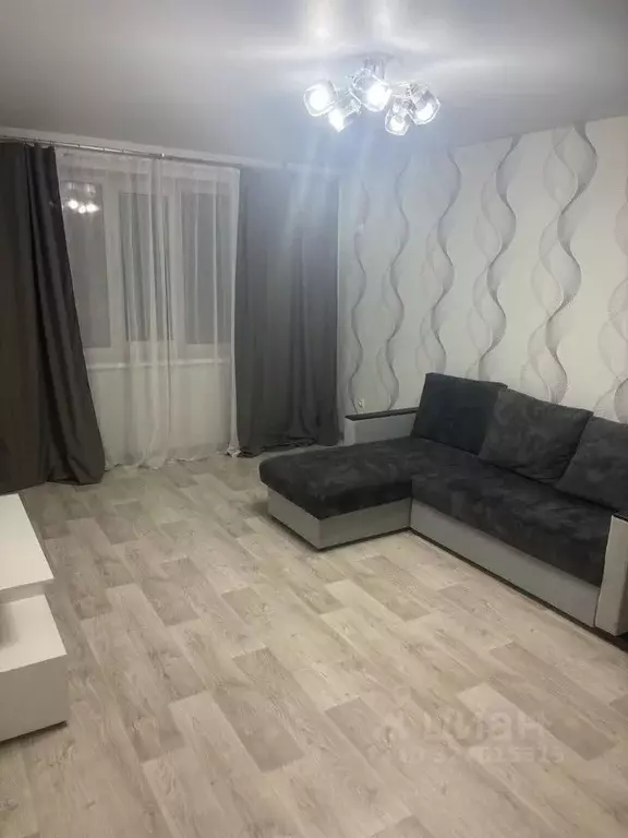 2-к кв. Самарская область, Самара Революционная ул., 148А (68.0 м) - Фото 1