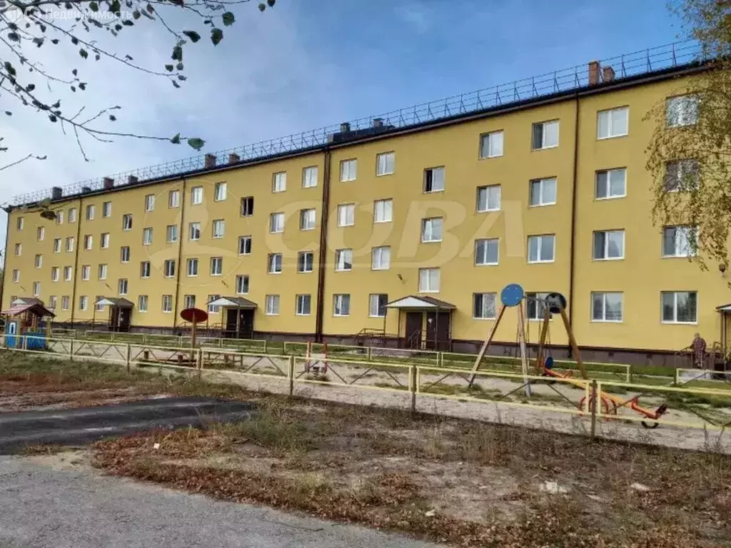 2-комнатная квартира: Ялуторовск, улица Революции, 185 (52 м) - Фото 0