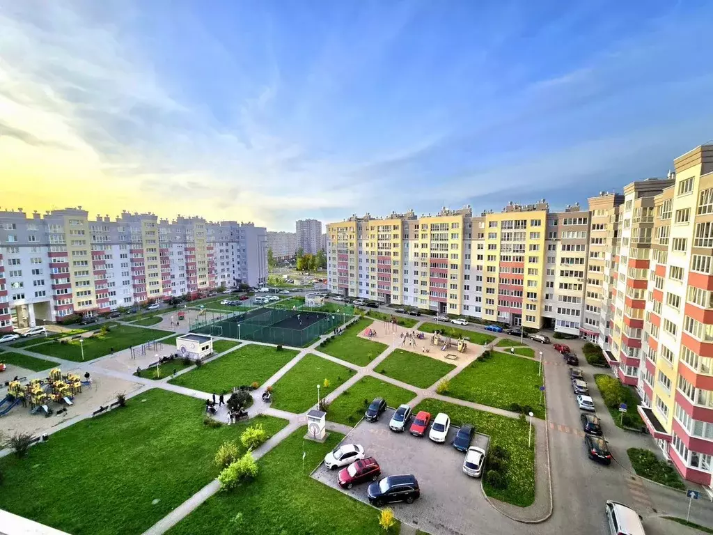 1-к. квартира, 48 м, 8/10 эт. - Фото 0