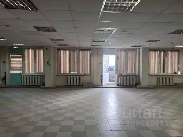 Помещение свободного назначения в Татарстан, Казань ул. Клары Цеткин, ... - Фото 0