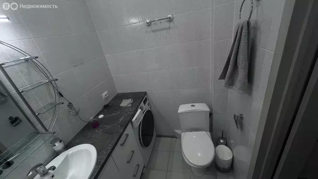 Квартира-студия: Краснодар, улица Гидростроителей, 62к3 (29.8 м) - Фото 1
