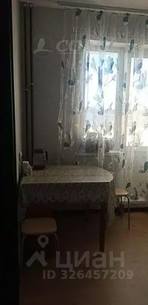 1-к кв. Курганская область, Курган Заозерный жилрайон, 4-й мкр, 10 ... - Фото 2