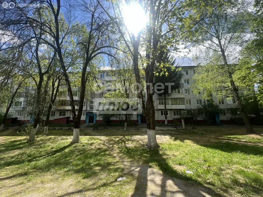 4-комнатная квартира: Брянск, улица Любезного, 7 (57 м) - Фото 1