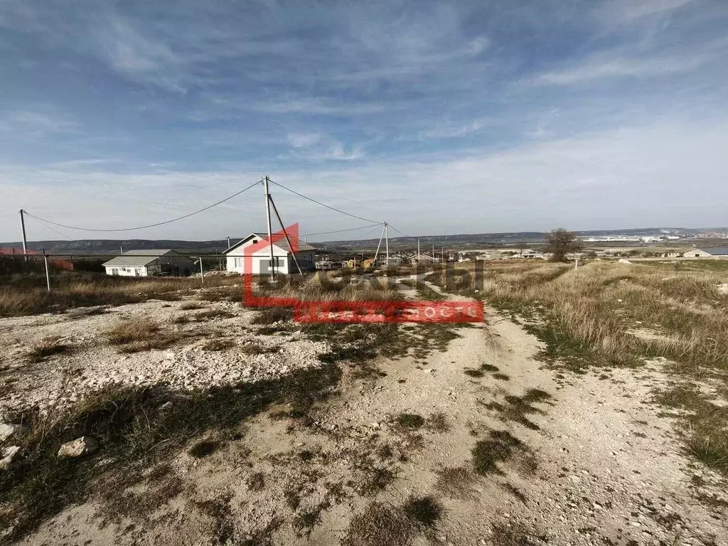 Участок в Крым, Бахчисарайский район, Железнодорожненское с/пос, с. ... - Фото 2