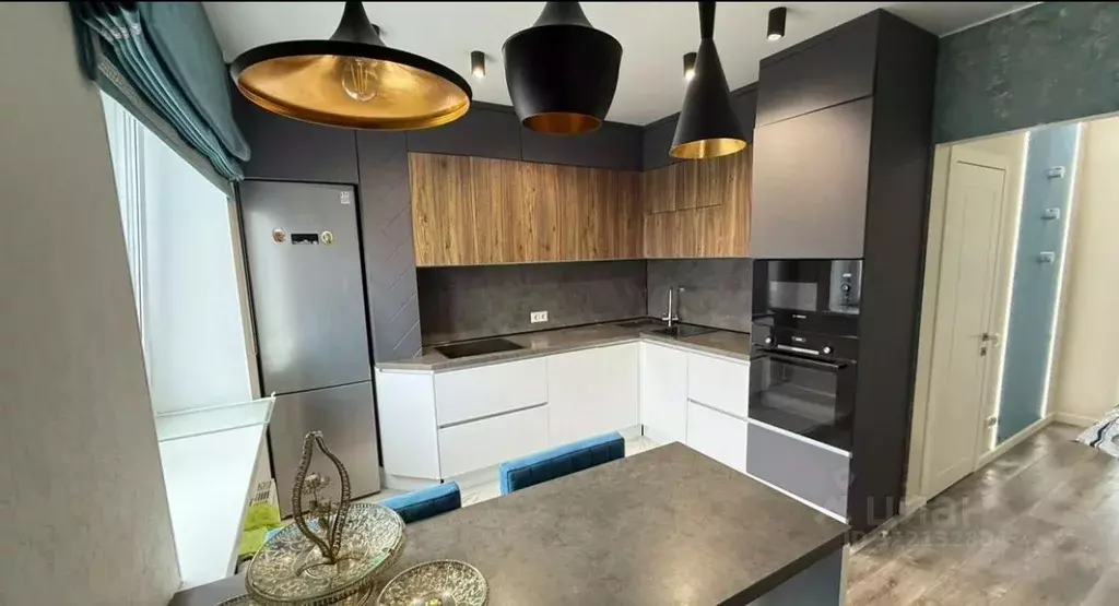 3-к кв. Тюменская область, Тюмень Холодильная ул., 21 (69.9 м) - Фото 1