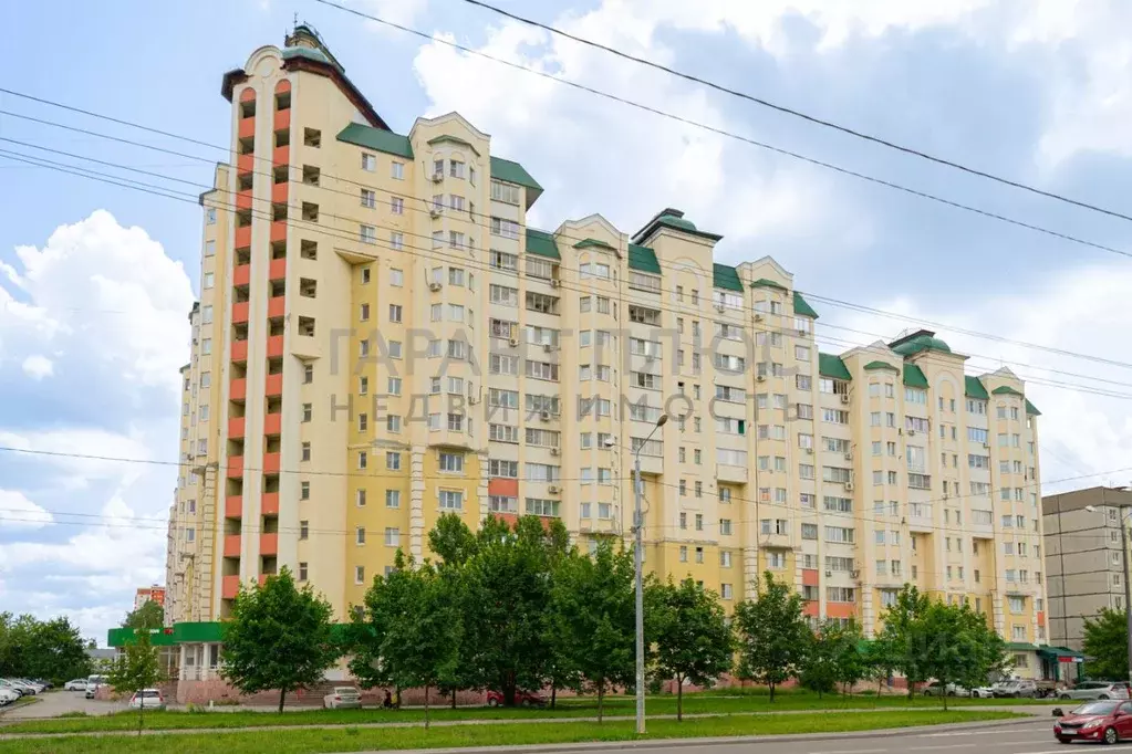 3-к кв. Липецкая область, Липецк ул. Леонтия Кривенкова, 7А (92.5 м) - Фото 0