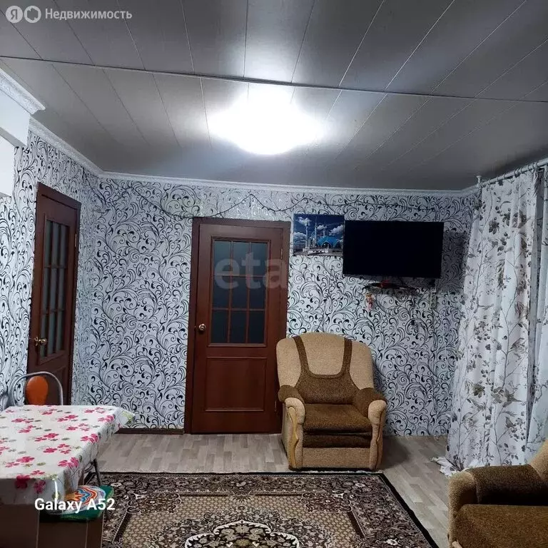 3-комнатная квартира: Маранка, улица Механизаторов, 15 (71 м) - Фото 1