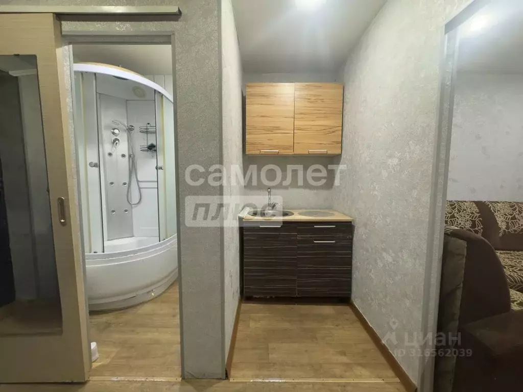 1-к кв. Иркутская область, Иркутск ул. Помяловского, 1б (18.0 м) - Фото 1