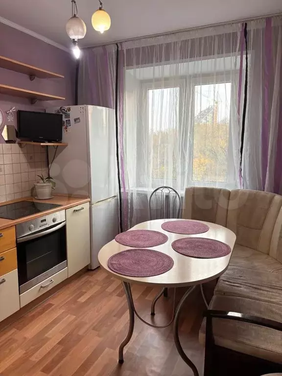 2-к. квартира, 64 м, 4/6 эт. - Фото 1