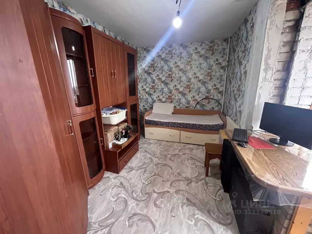 Комната Курская область, Курск ул. Красный Октябрь, 10 (12.9 м) - Фото 0