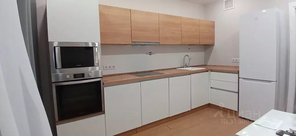 1-к кв. Татарстан, Казань ул. Рауиса Гареева, 107 (40.1 м) - Фото 1