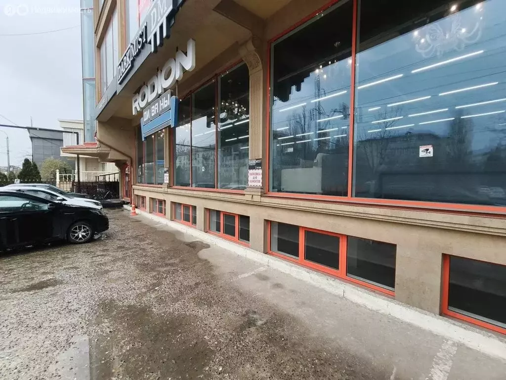 Помещение свободного назначения (215 м) - Фото 1