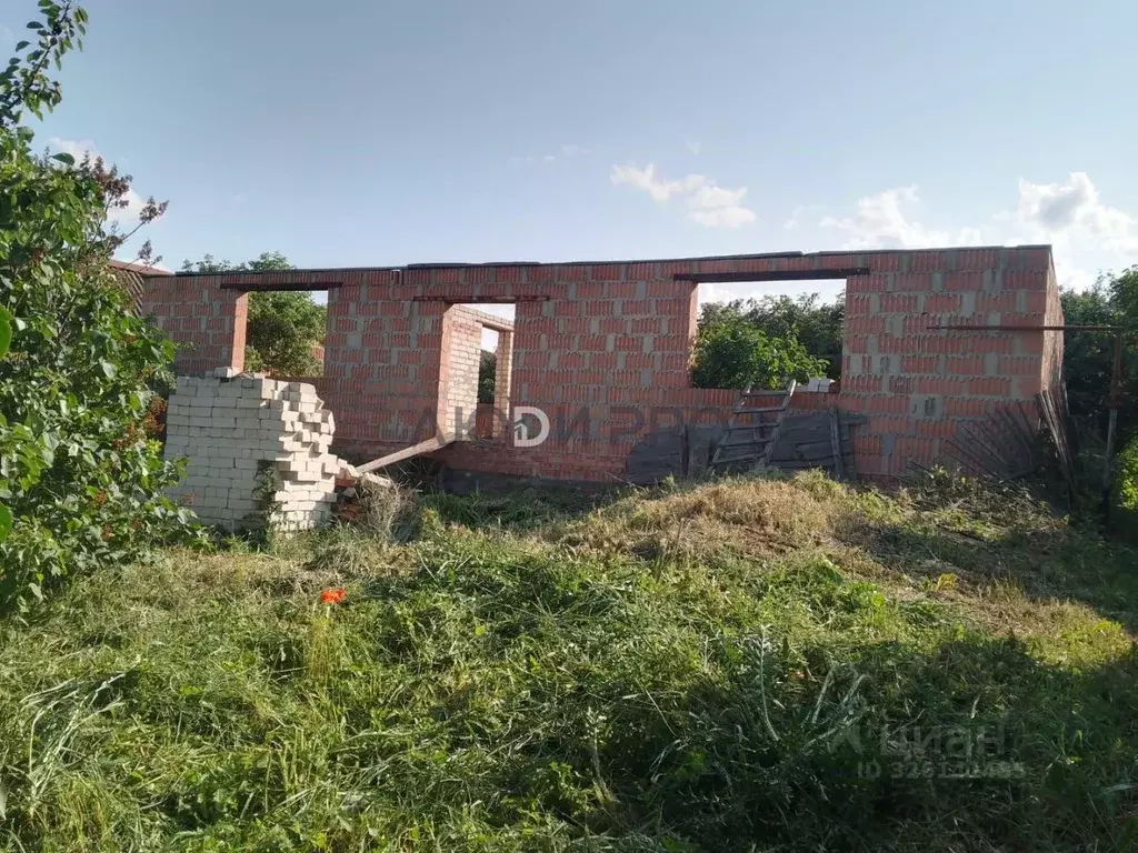 Дом в Саратовская область, Татищевский район, Идолгское муниципальное ... - Фото 1