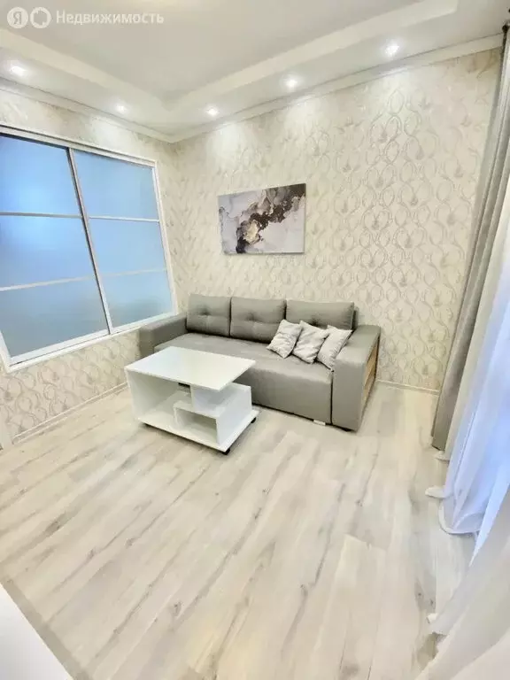 2-комнатная квартира: Симферополь, улица Крымской Весны, 10 (40 м) - Фото 2