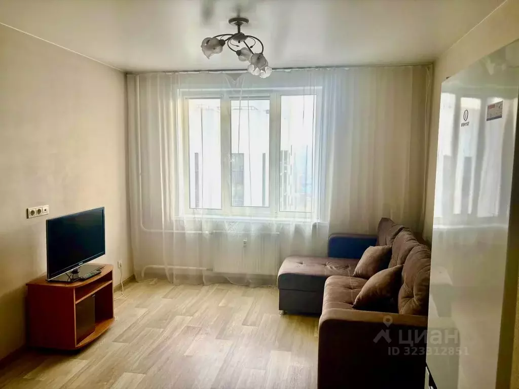 2-к кв. Алтайский край, Барнаул ул. Чернышевского, 186 (37.1 м) - Фото 1