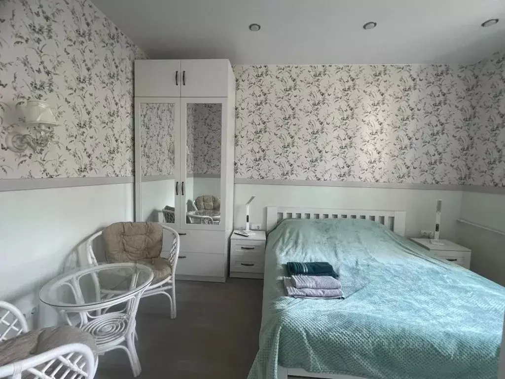 2-к кв. Новгородская область, Старая Русса ул. Гостинодворская, 12 ... - Фото 1