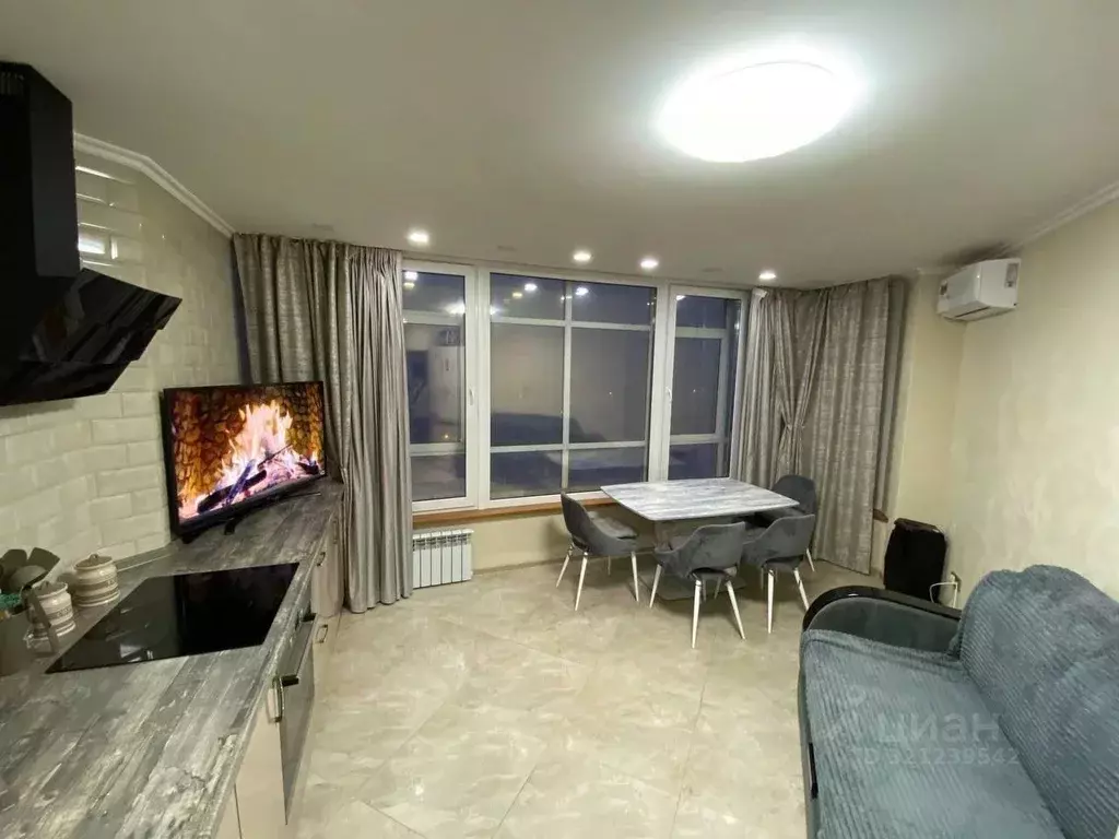 3-к кв. Саха (Якутия), Якутск ул. Кальвица, 30 (64.0 м) - Фото 0