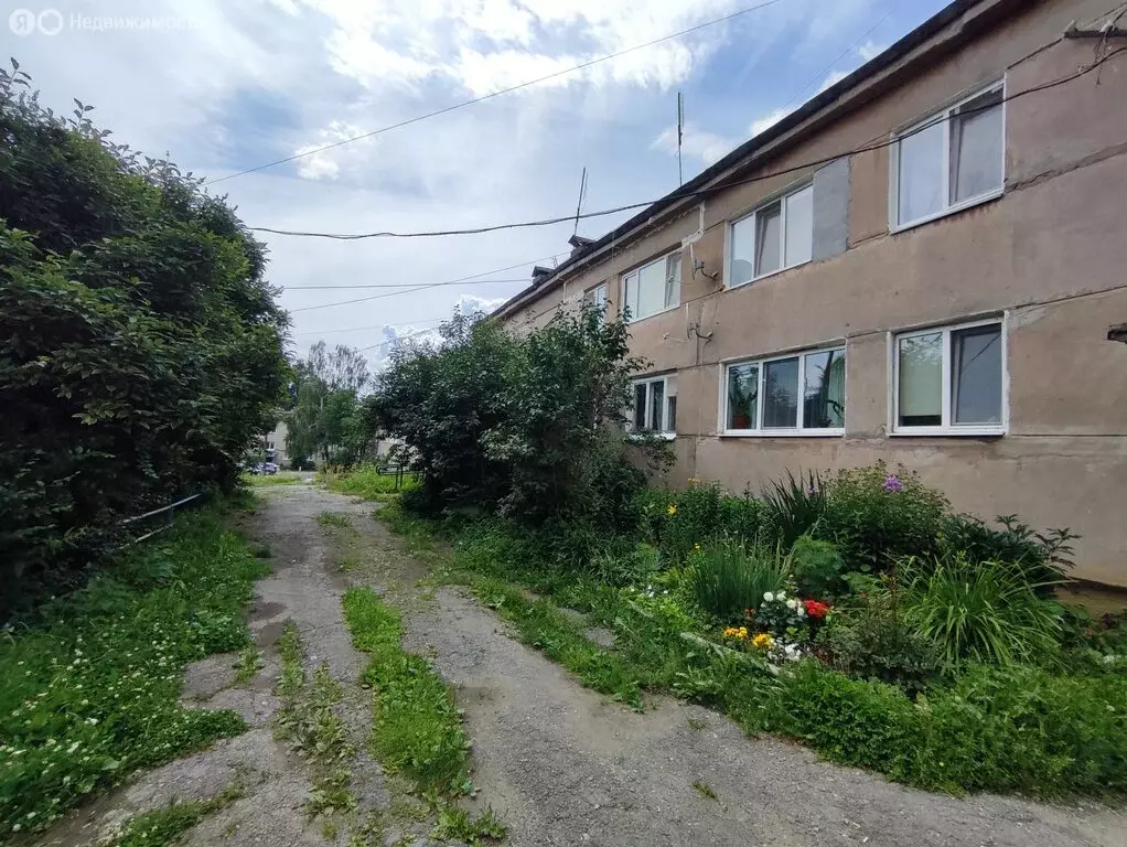 2-комнатная квартира: Арамильский городской округ, посёлок Арамиль, ... - Фото 1