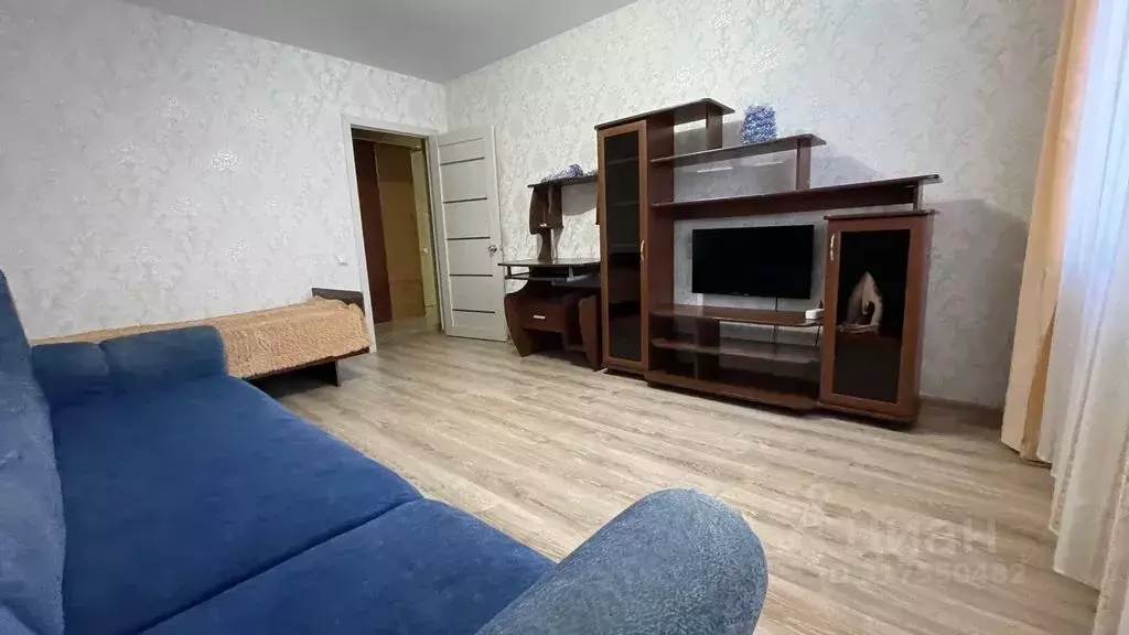 1-к кв. Брянская область, Клинцы ул. Ворошилова, 39Б (42.0 м) - Фото 0