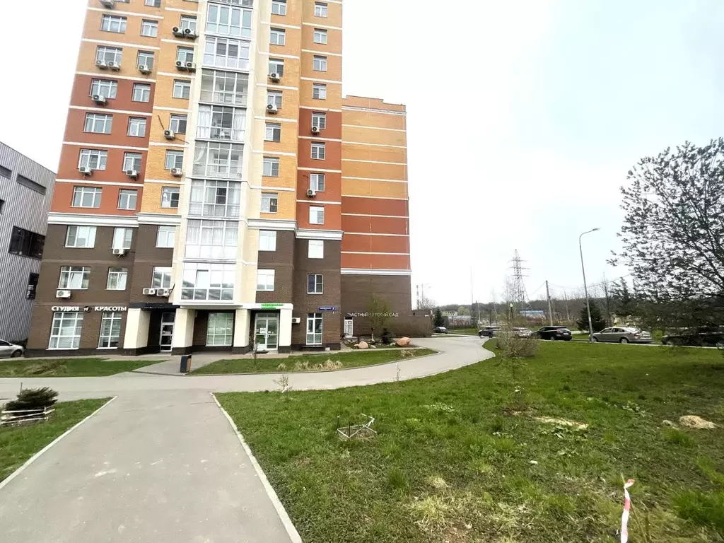 2-к кв. Москва пос. Коммунарка, ул. Липовый Парк, 2 (73.9 м) - Фото 2