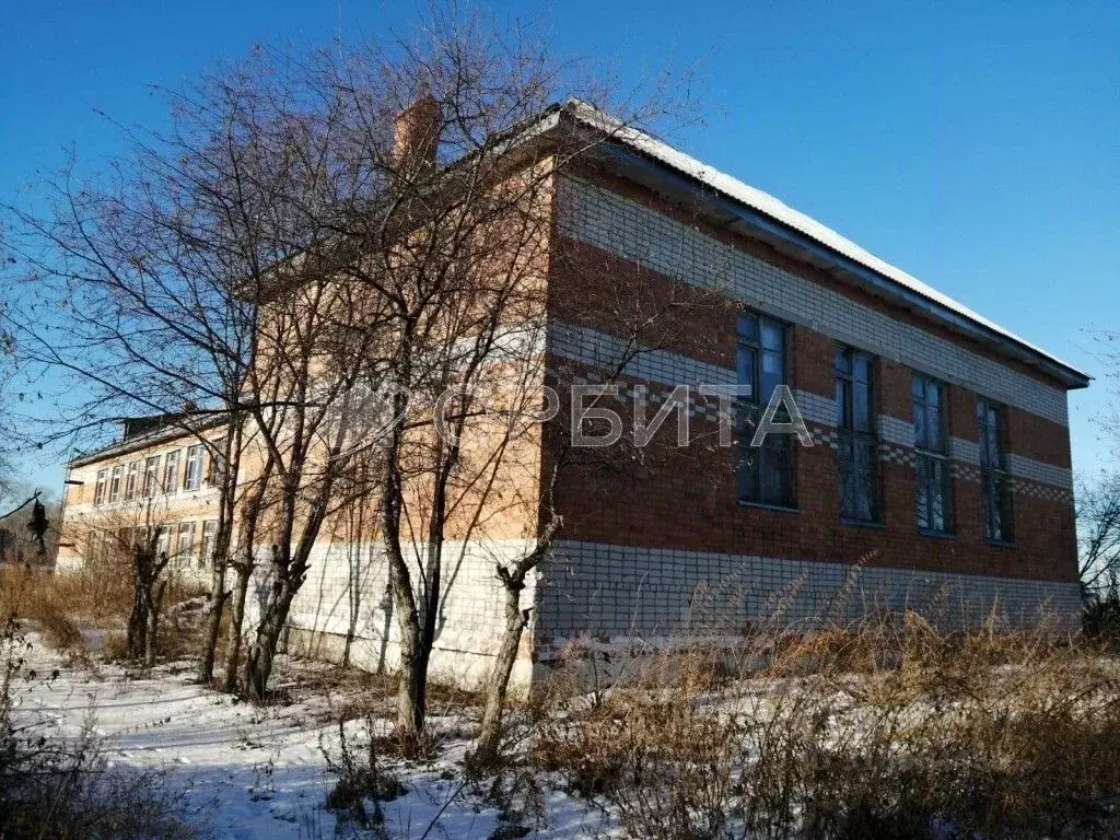 Помещение свободного назначения в Тюменская область, Ялуторовский ... - Фото 0