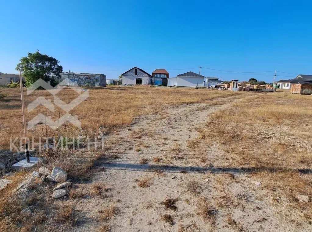 Участок в Крым, Черноморское пгт ул. Мира, 11 (6.0 сот.) - Фото 2