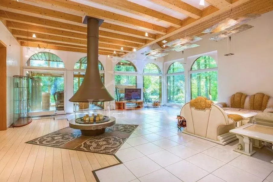 Дом в Московская область, Одинцовский городской округ, д. Жуковка  ... - Фото 2