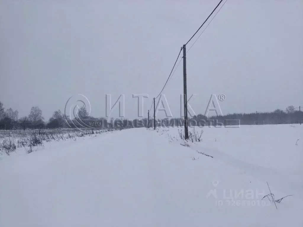 Участок в Ленинградская область, Гатчинский муниципальный округ, д. ... - Фото 1