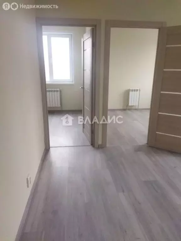 4-комнатная квартира: Шебекино, Железнодорожная улица, 2 (63 м) - Фото 0