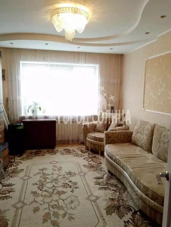 3-к кв. Омская область, Омск просп. Космический, 97Дк2 (63.0 м) - Фото 0